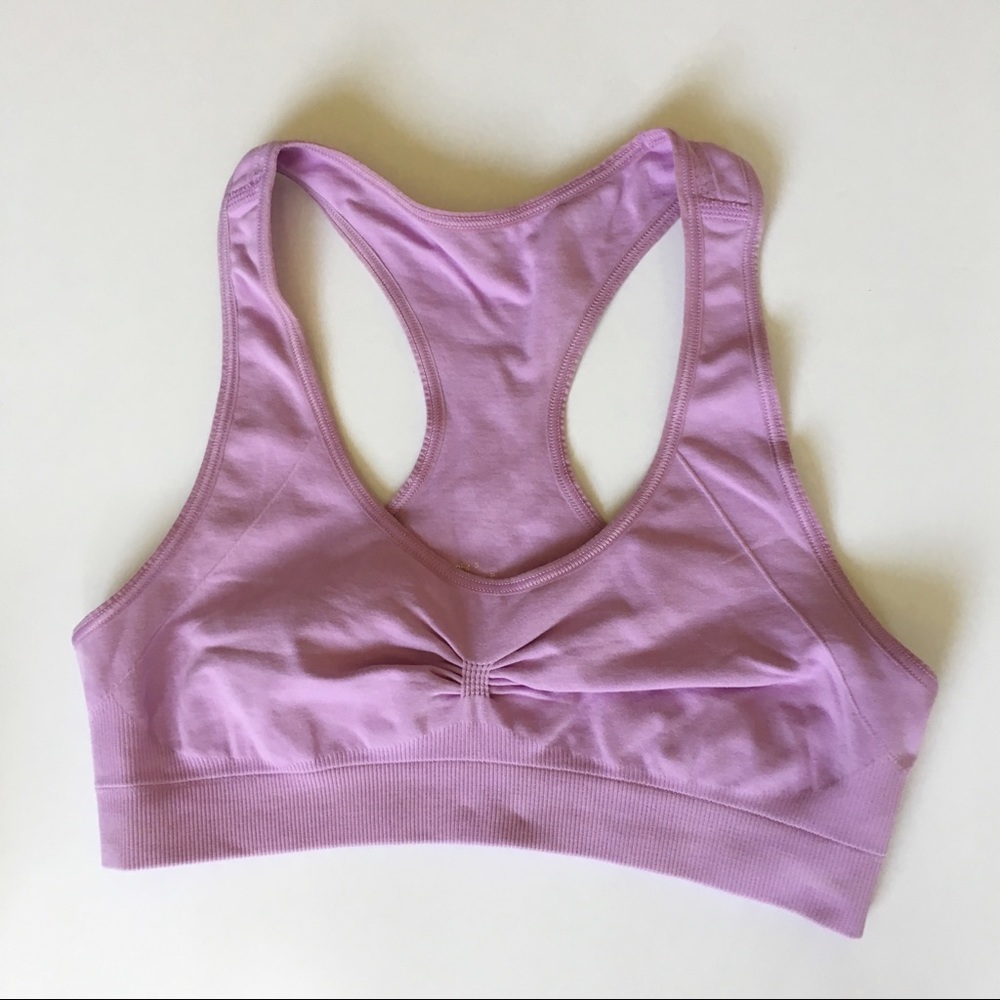 🌵 Gap Racerback sport bra